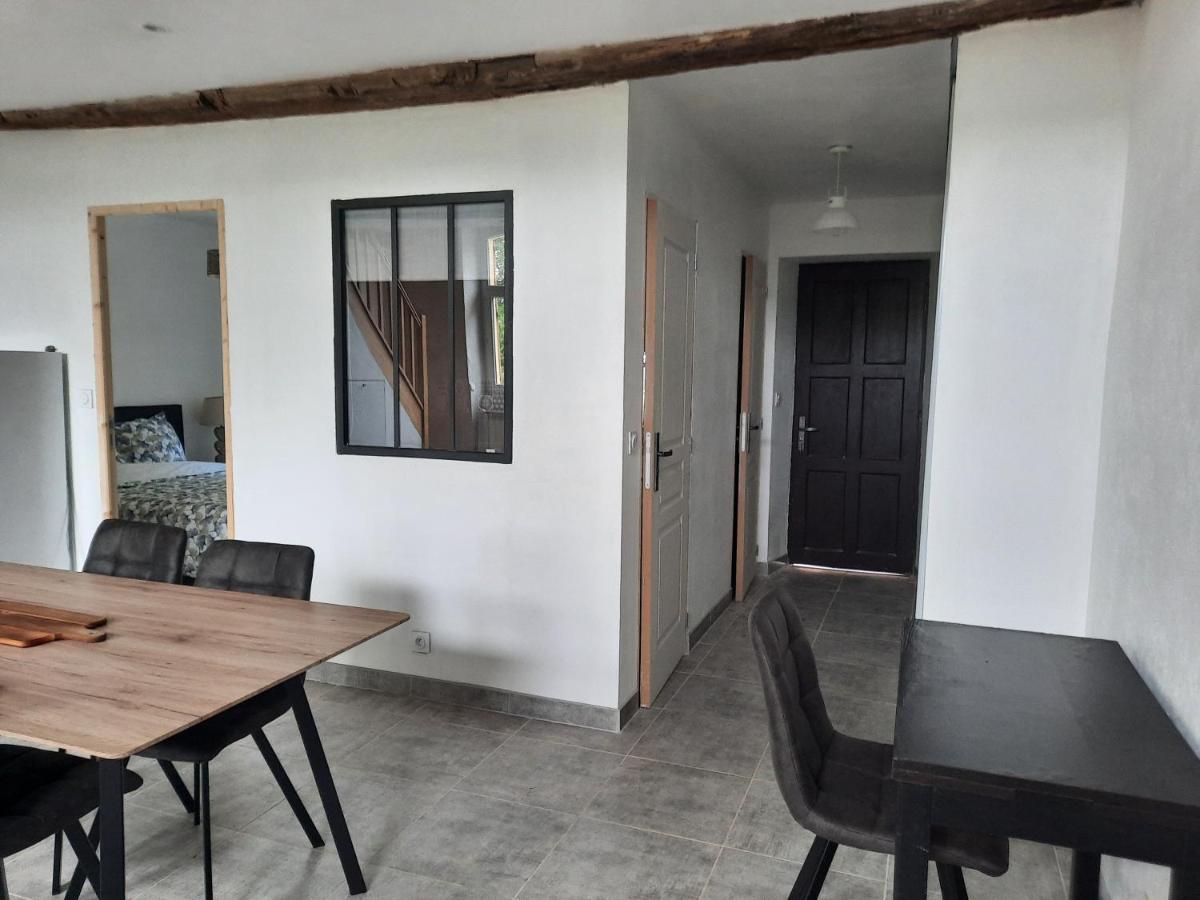 Chez Line Et Pierre: Appartement Spacieux, Lumineux Et Equipe La Bastide-de-Sérou Exteriör bild